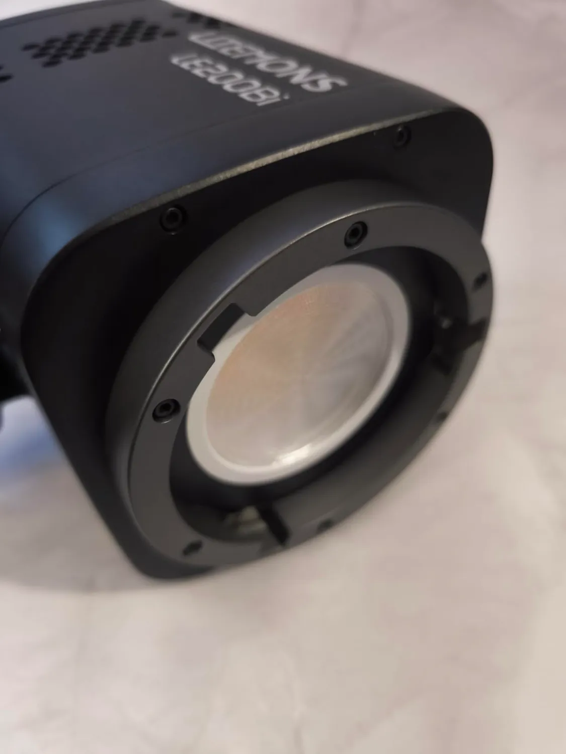 Godox LE200Bi luce video LED 220W bicolore Bowens