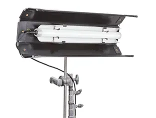 Kino Flo FreeStyle CFX-F241 fixture LED T21 completa