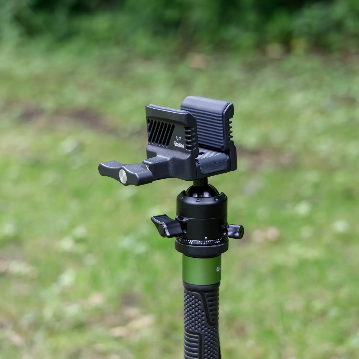 Rollei BH-U7 morsetto carabina con testa a sfera 10 kg