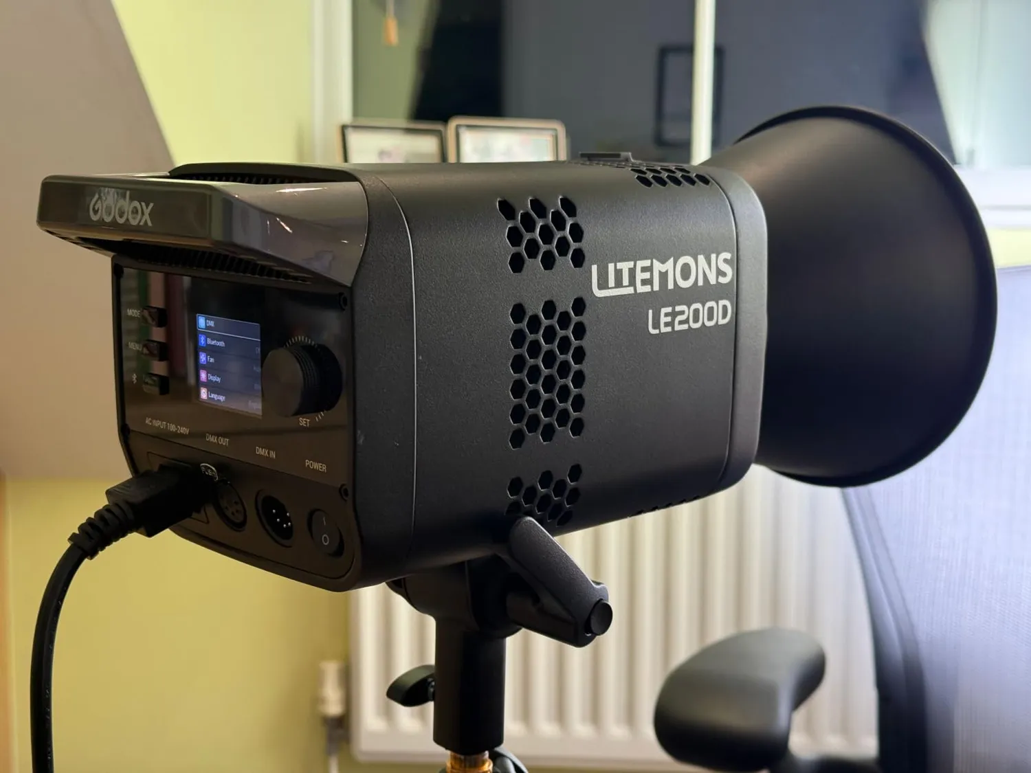 Godox LE200D lampada video LED 220W nera Bowens 5600K