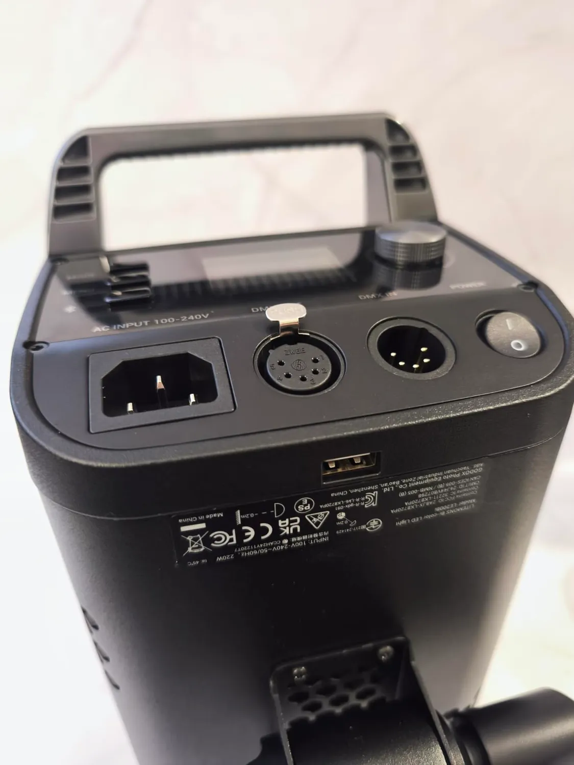 Godox LE200Bi luce video LED 220W bicolore Bowens