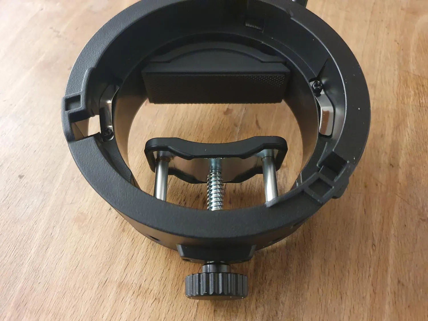 Godox S3 staffa flash attacco Bowens con foro ombrello